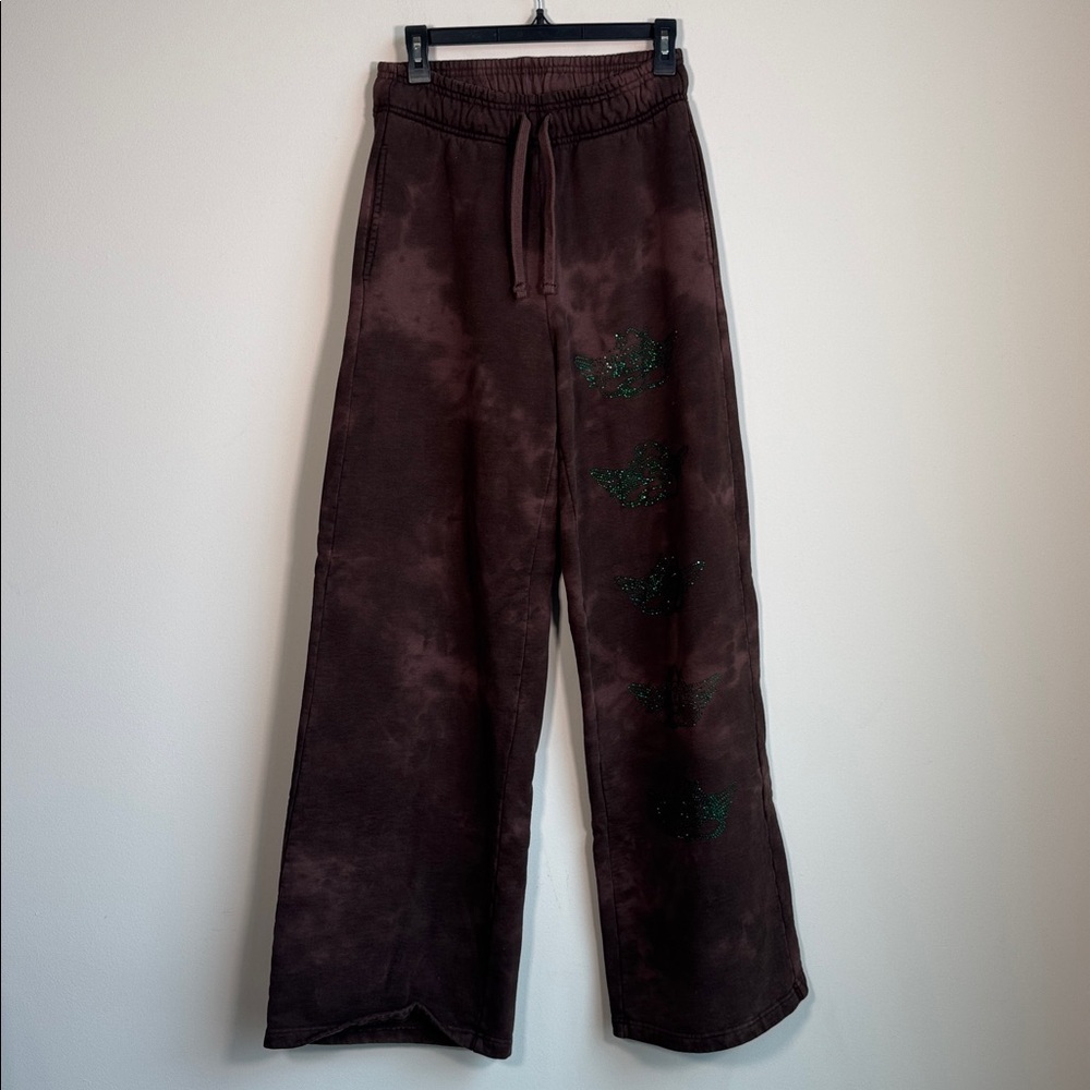 BOYS LIE It’s A Wonderful Day to Dump Him Wide Leg Bedazzled Sweatpants - M - Picture 2 of 7